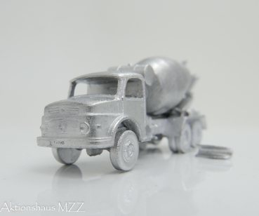MB L 911  Betonmischer
