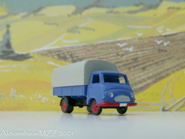 Hanomag Garant LKW Farbe hellblau/rot